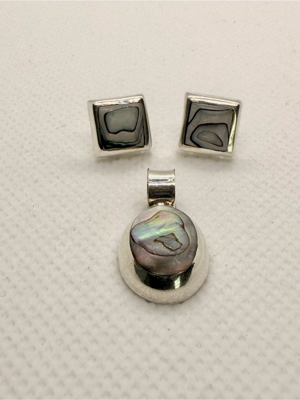 Sterling Silver Abalone Pendant and Stud Earring Set - Iridescent Black-Grey